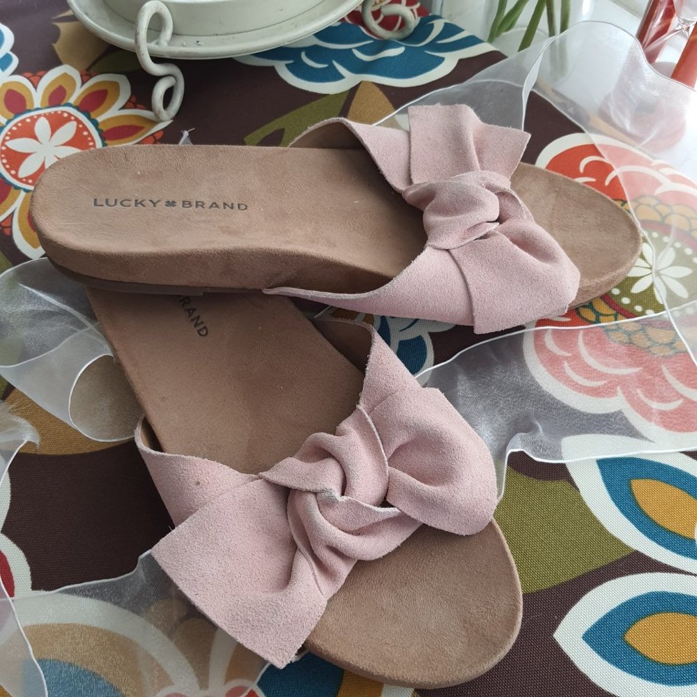 Lucky Brand Knotted Light Pink Slip On Sandals 10